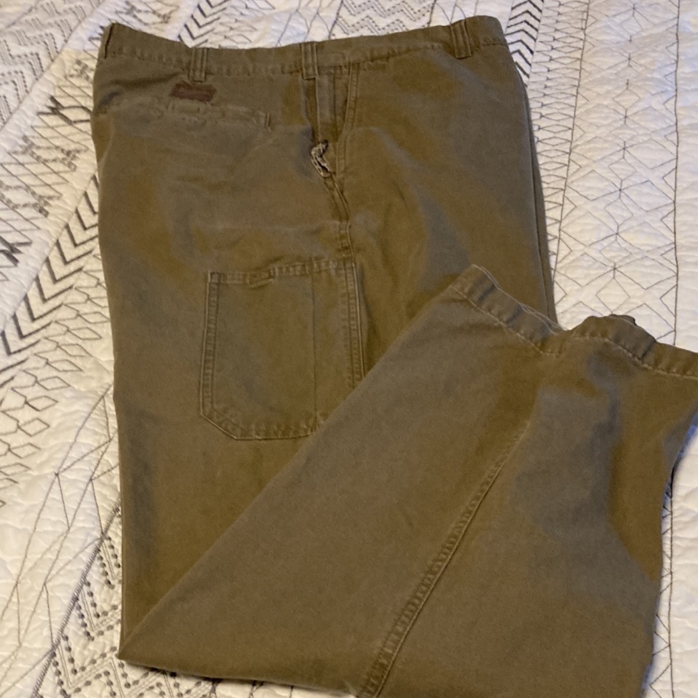 Columbia Khakis . 40x32